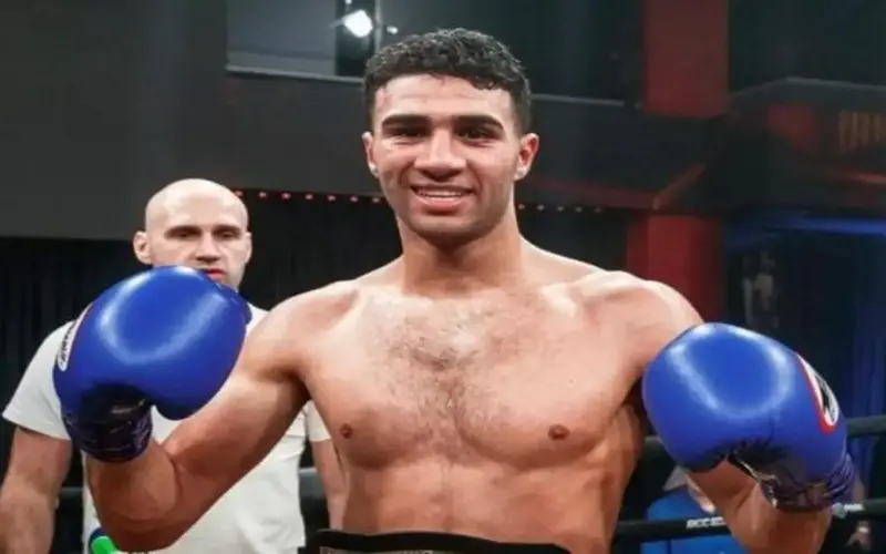 الملك محمد السادس يهنئ محمد توشاسي بعد تتويجه بطلا للعالم في الكيك بوكسينغ